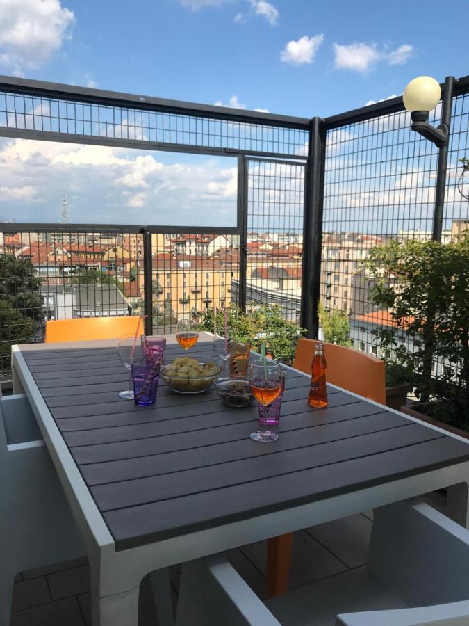 Up To Sky - Appartment With Terrace Milano Esterno foto